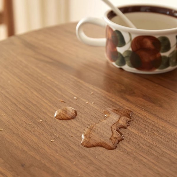 Solid wood vintage small round table coffee table American-style balcony antique restaurant trendy coffee table