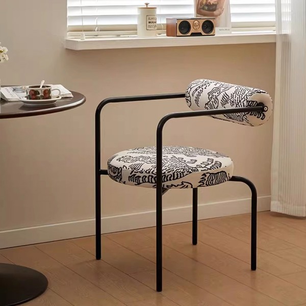 Nordic Luxury Single Chair Minimalist High-end Tiger Mountain Pattern Balcony Chair Retro Style Leisure Area