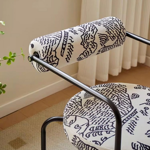 Nordic Luxury Single Chair Minimalist High-end Tiger Mountain Pattern Balcony Chair Retro Style Leisure Area