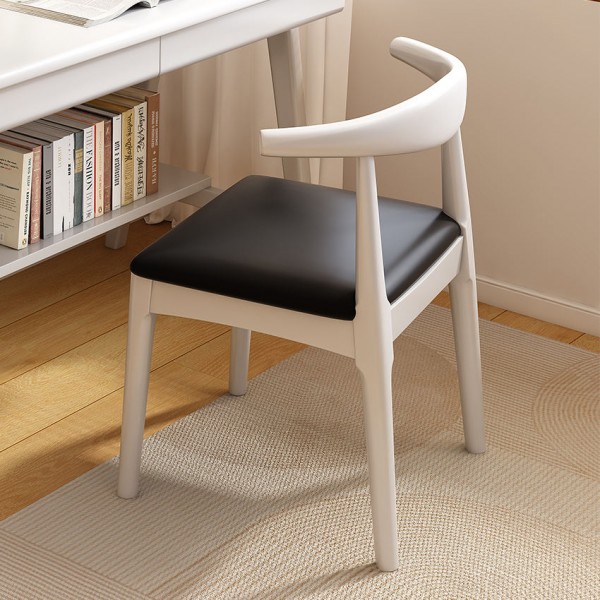 Nordic Solid Wood Chair Simple Modern Home Desk and Study Chair for Living Room Dining Computer Use Horn Chair for Children