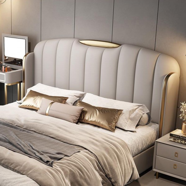 Light Luxury Solid Wood Double Bed Luxury Leather King Bed Cushioned Backrest Bedroom Furniture Set