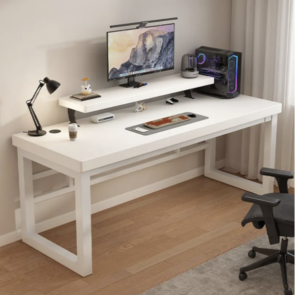 Minimalist-style solid wood computer desk – a great helper for students' studies and a good choice for home offices