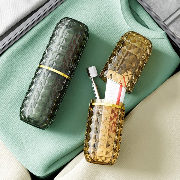 Travel toiletries, portable items, household mouthwash cups