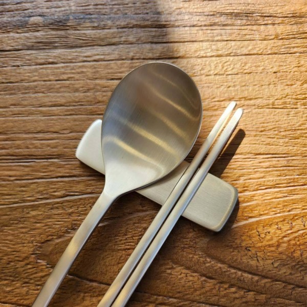 Bronze Dining Set Royal-Style Home Furniture for Modern Kitchen Restaurant Hotel and Apartment Use