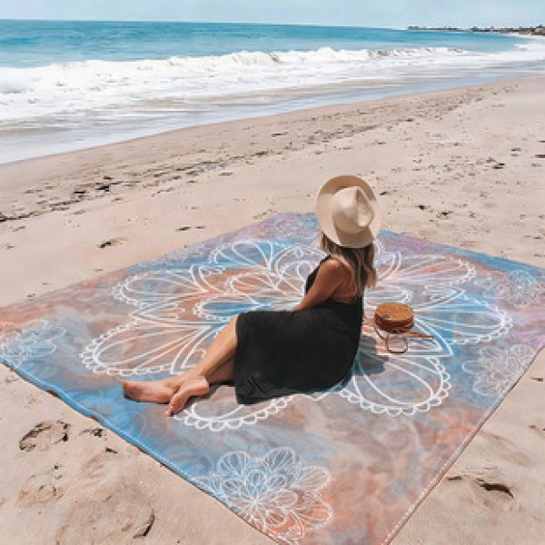 Cross border beach mat, quick drying, waterproof and moisture-proof mat, outdoor picnic mat, camping blanket