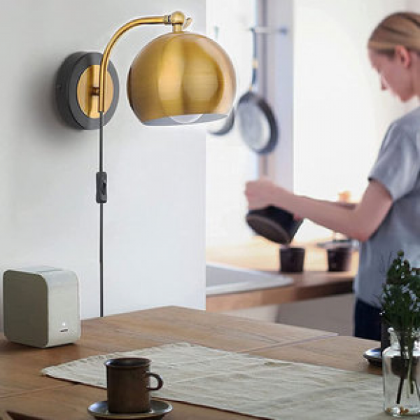 Retro American industrial living room bedroom study bedside lamp 110v adjustable light source adjustable rotating lamp body