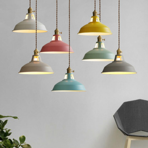 Nordic style single head creative pendant light, personalized and simple clothing store, restaurant, bedroom, macaron bar counter, small pendant light
