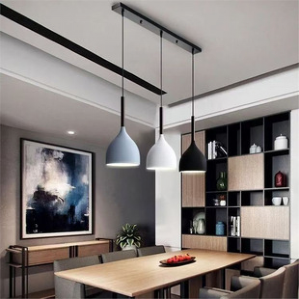 Restaurant pendant light, internet famous pendant light, restaurant light 2024 new modern bedside milk tea shop, light luxury long line, Nordic