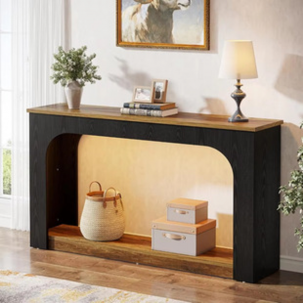 Entering the entrance hall, living room, homestay, hotel, sofa decoration, side table, antique style, natural wood leaning against the wall, corridor, bridge, wooden table, solid wood