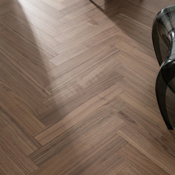 Birch series multi-layer solid wood flooring oak/walnut planks herringbone spelling herringbone spelling LS-HH5001