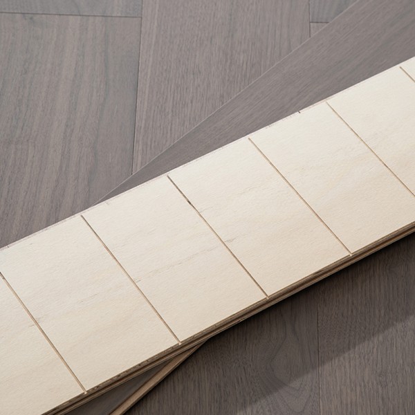 Birch series multi-layer solid wood flooring oak/walnut planks herringbone spelling herringbone spelling environmental protection LS-HH9005