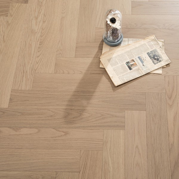 Birch series multi-layer solid wood flooring oak/walnut planks herringbone spelling ENF grade environmental protection LS-HX2003