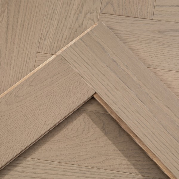 Birch series multi-layer solid wood flooring oak/walnut planks herringbone spelling wear-resistant waterproof environmental protection LS-HX2006