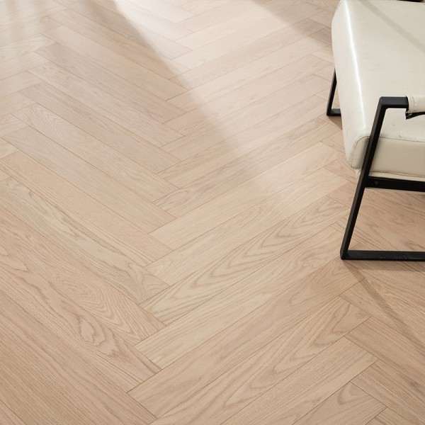 Birch series multi-layer solid wood flooring oak/walnut planks herringbone spelling herringbone spelling can be wholesale manufacturers LS-HX2011