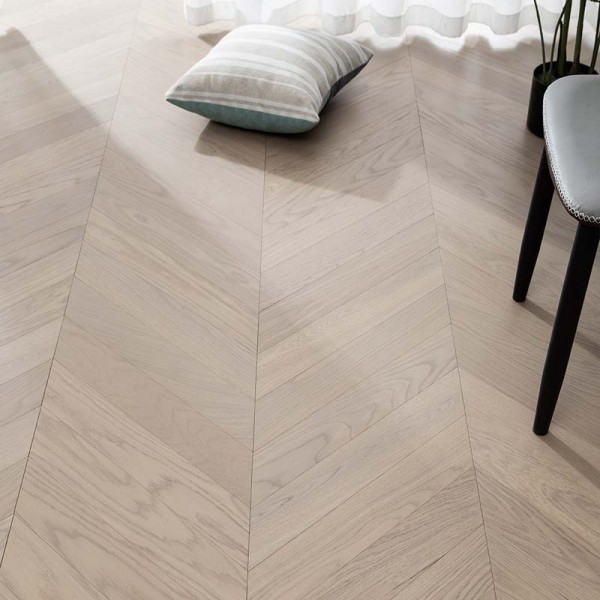 Whole birch series multi-layer solid wood flooring oak/walnut planks herringbone spelling herringbone spelling source manufacturer LS-HX3001