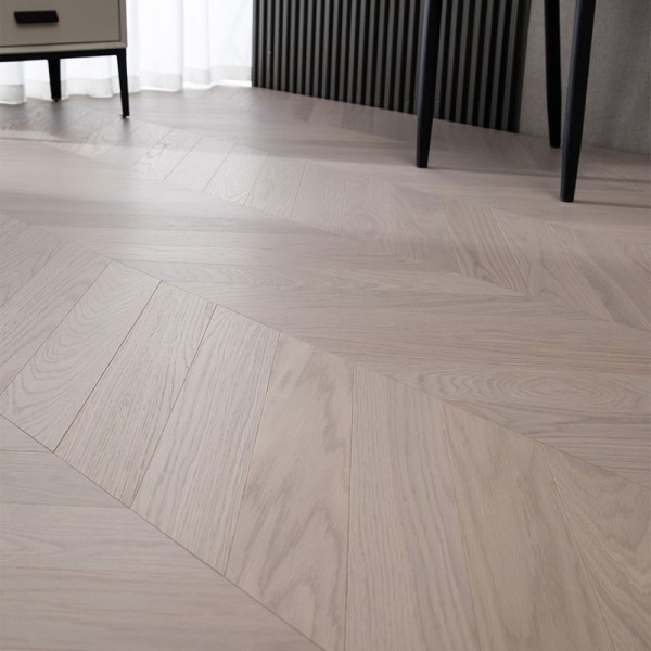 Birch series multi-layer solid wood flooring oak/walnut planks herringbone spelling herringbone spelling source manufacturers LS-HX3005