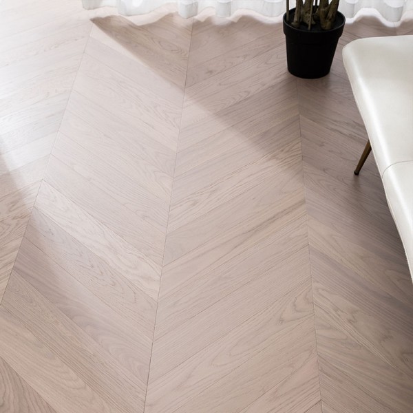 Birch series multi-layer solid wood flooring oak/walnut planks herringbone spelling herringbone spelling source manufacturers LS-HX3007