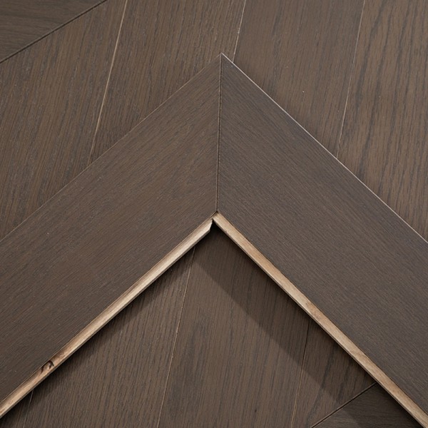 Birch series multi-layer solid wood flooring oak/walnut planks herringbone spelling herringbone spelling source manufacturers LS-HX3009